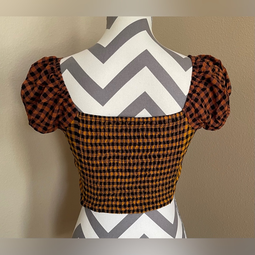 Plaid Ruched Crop Top - Rabbit Rose - Size: Large - Picture 3 of 4